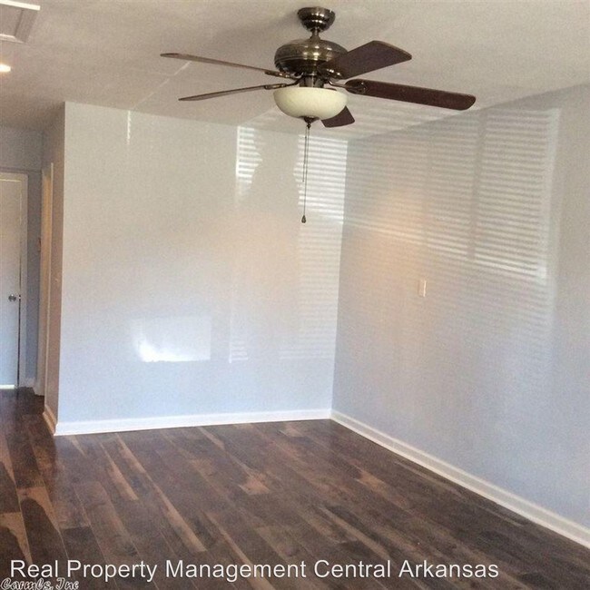Foto del edificio - 3 br, 2 bath House - 504 Warren St.