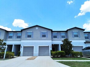 Building Photo - 11826 Dumaine Valley Rd