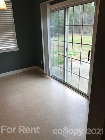 Building Photo - 6304 Crosshall Pl
