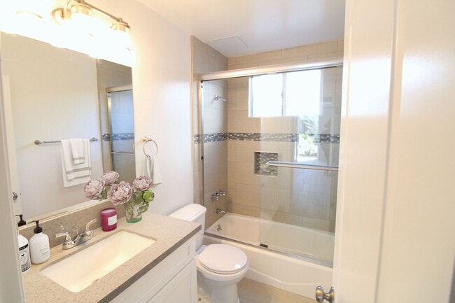 Interior Photo - 4232 Lindblade Dr
