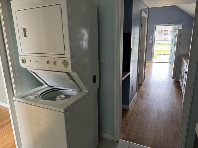 Photo - 633 Ohio St House