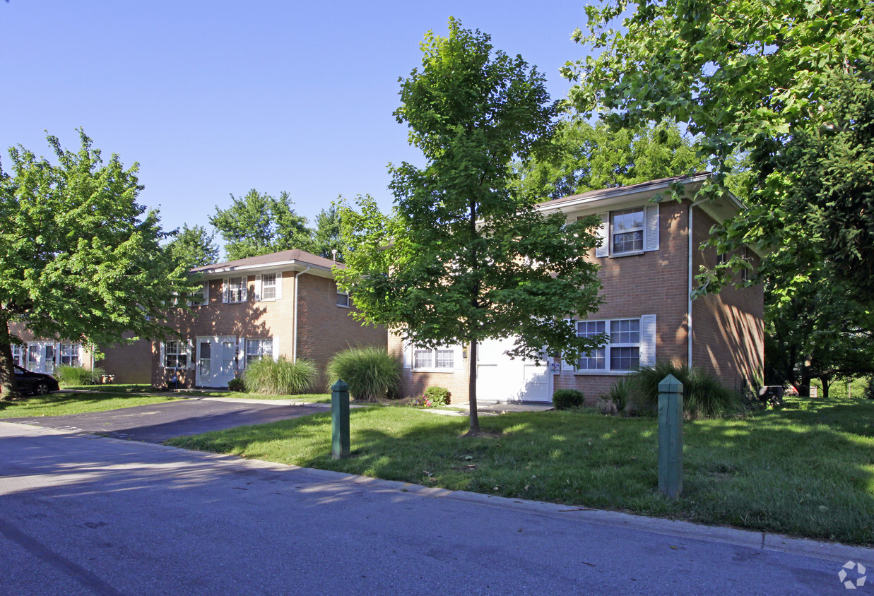 Building Photo - Sheridan Park Court Apartments