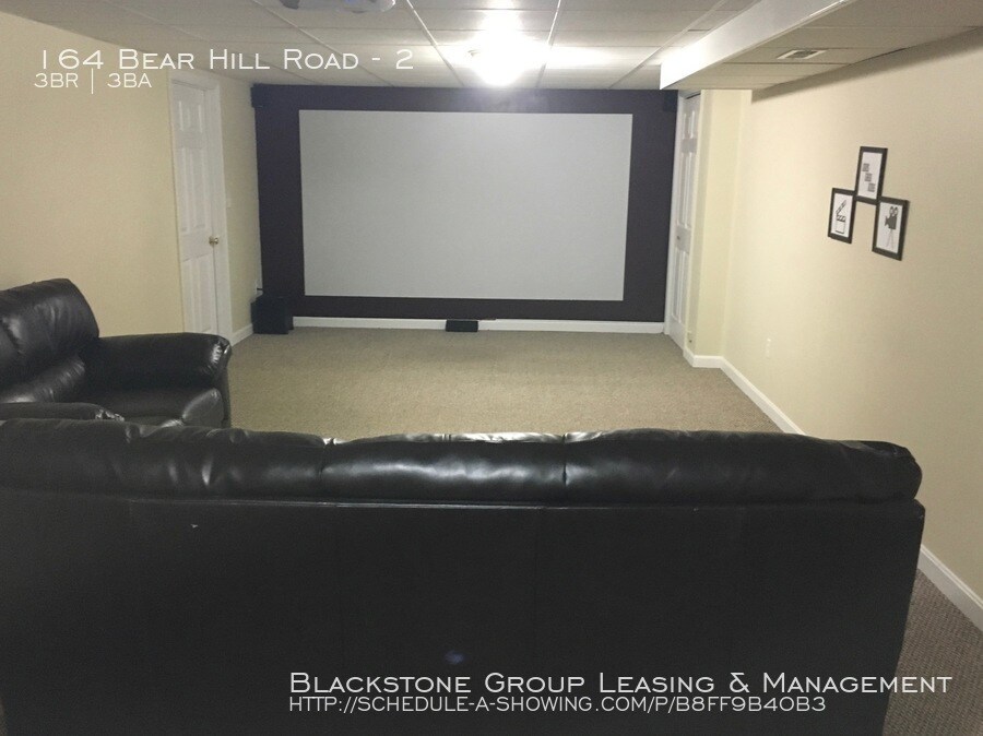 Primary Photo - 164 Bear Hill Road