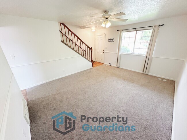 Building Photo - 418 E 500 S