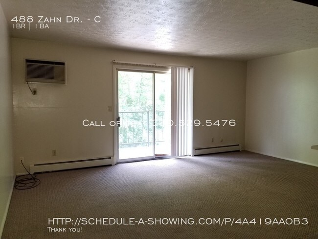 Building Photo - 488 Zahn Dr