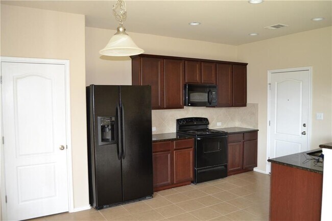 Building Photo - 13504 Coomer Path