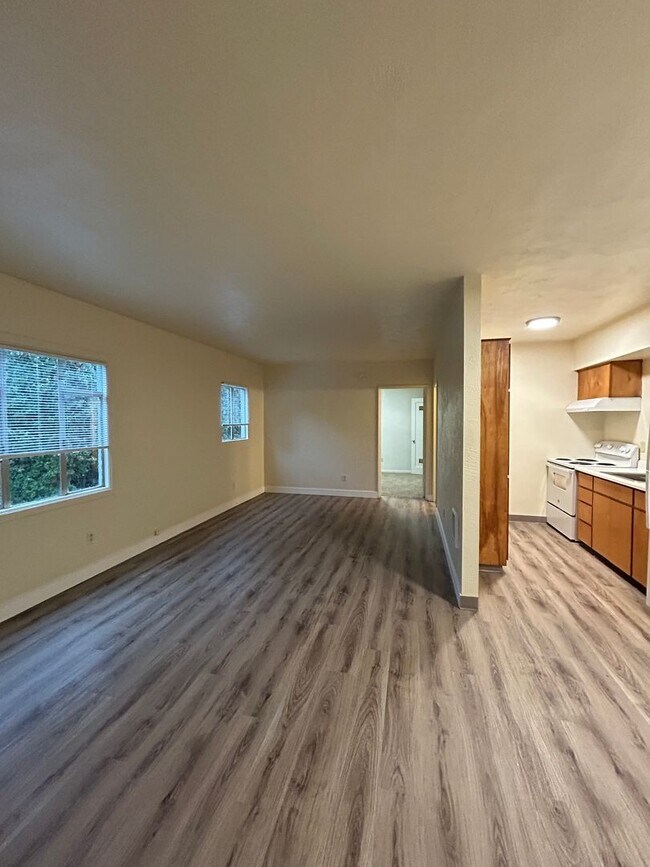 Foto del edificio - (949) Harrison Street Plex - 1 Bed / 1 Bat...