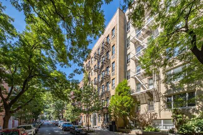 Foto del edificio - 221 E 76th St