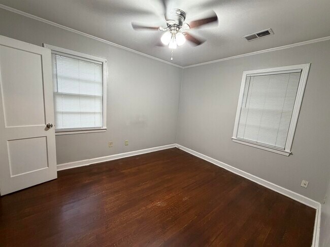 Foto del edificio - 3940 Allison Ave