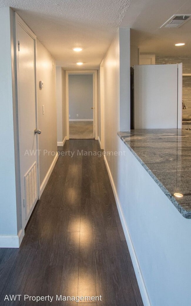 Building Photo - 2 br, 2 bath House - 56 Clubhouse Drive Un...