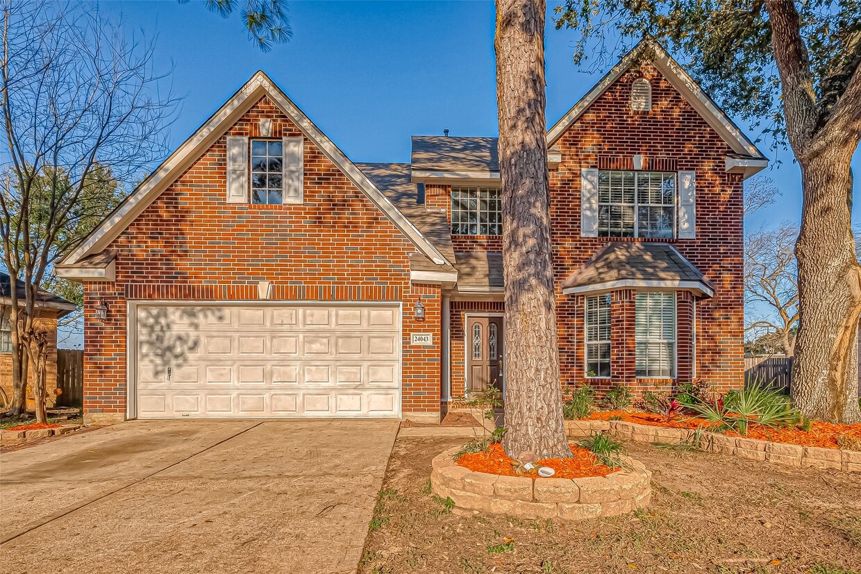 Foto principal - 24043 River Pl Dr