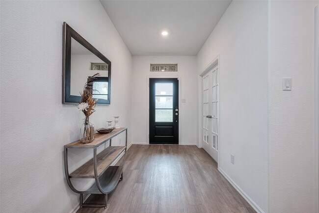 Foto del edificio - 23635 Camellia Birch Ct