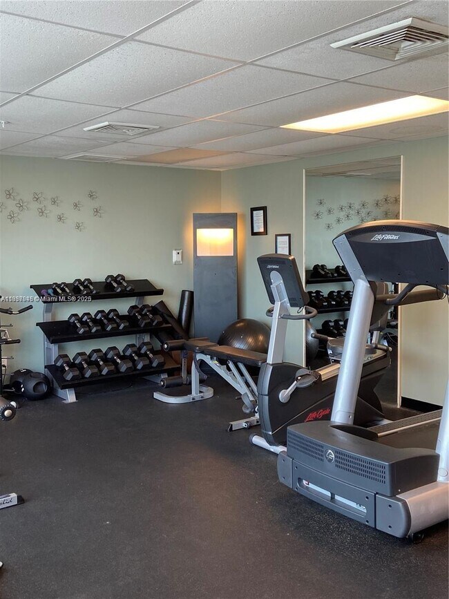 Foto del edificio - 1401 SW 22nd St