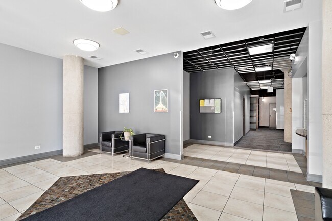 Foto del edificio - 4131 W Belmont Ave