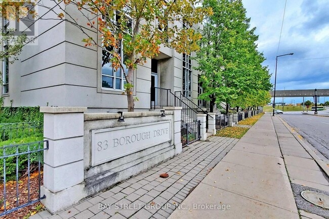 Photo du bâtiment - 83 Borough Dr