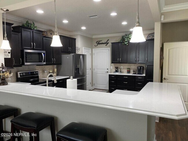 Foto del edificio - 7030 Butterfield Ct