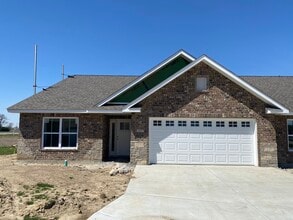 Building Photo - 2024 Serenade Ln