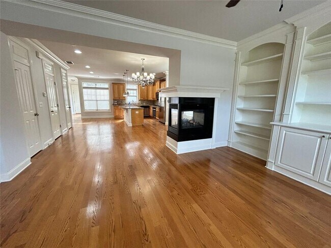 Foto del edificio - 6855 Jamestown Dr
