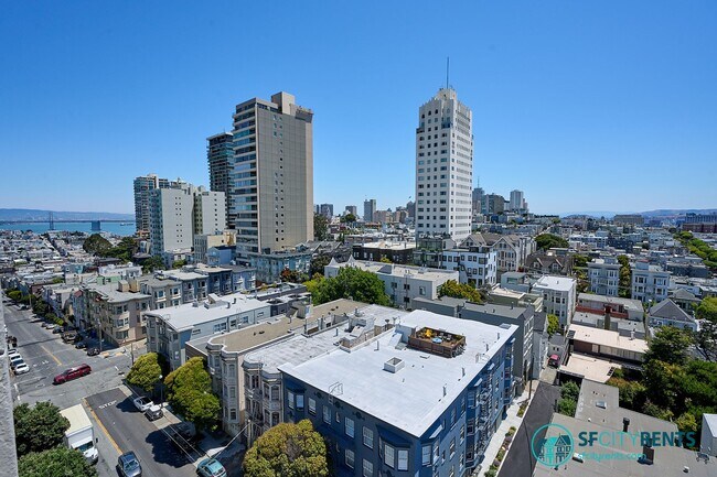 Foto del edificio - Russian Hill: Remodeled 9th Floor Apartmen...