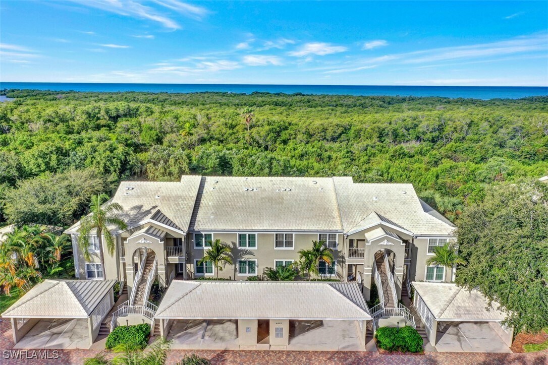 Building Photo - 5897 Chanteclair Dr