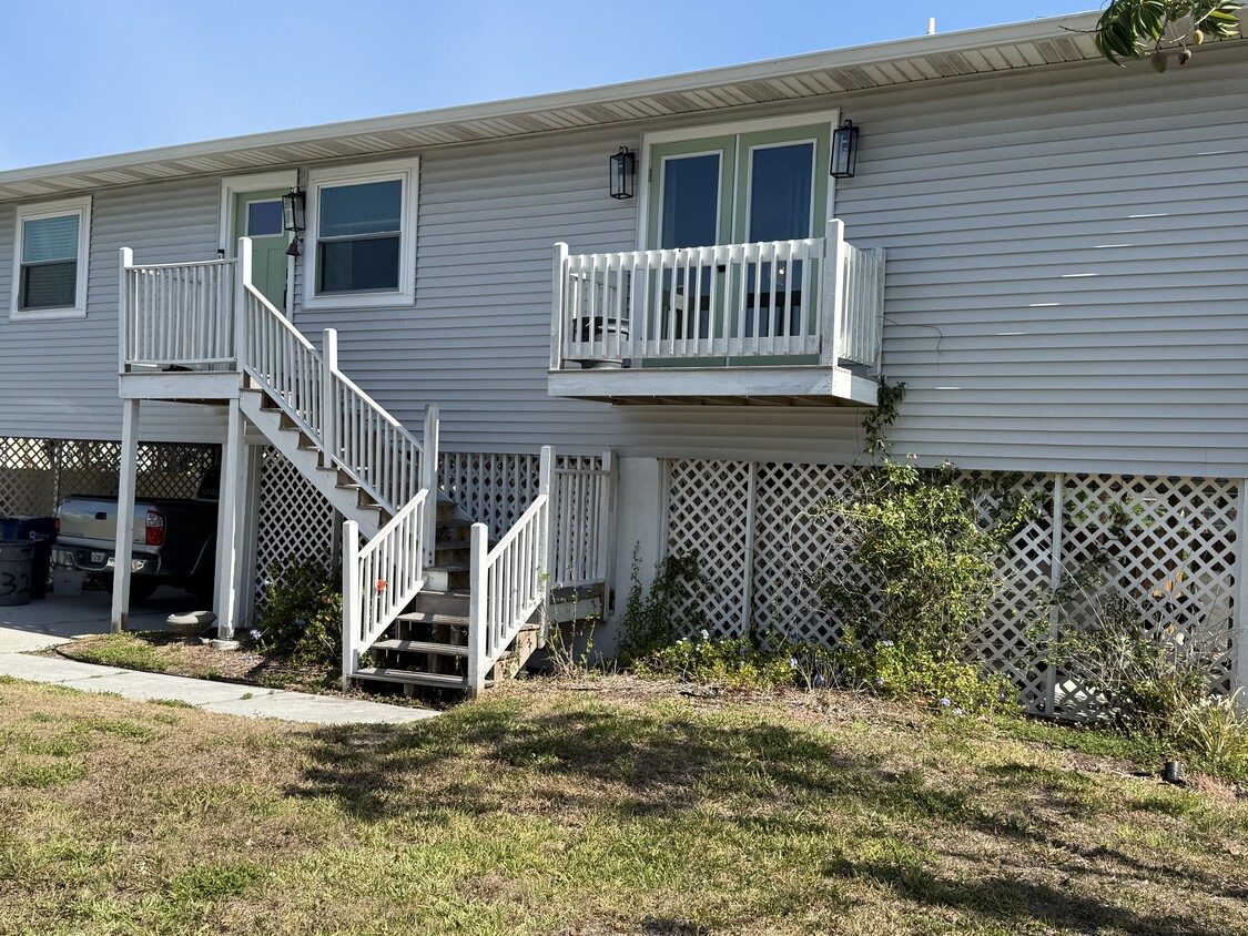 Foto principal - 328 51st St Ct W