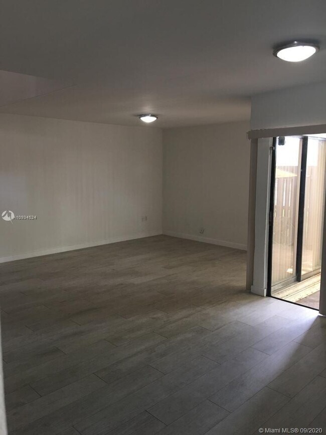 Foto del edificio - 11123 SW 132nd Ct