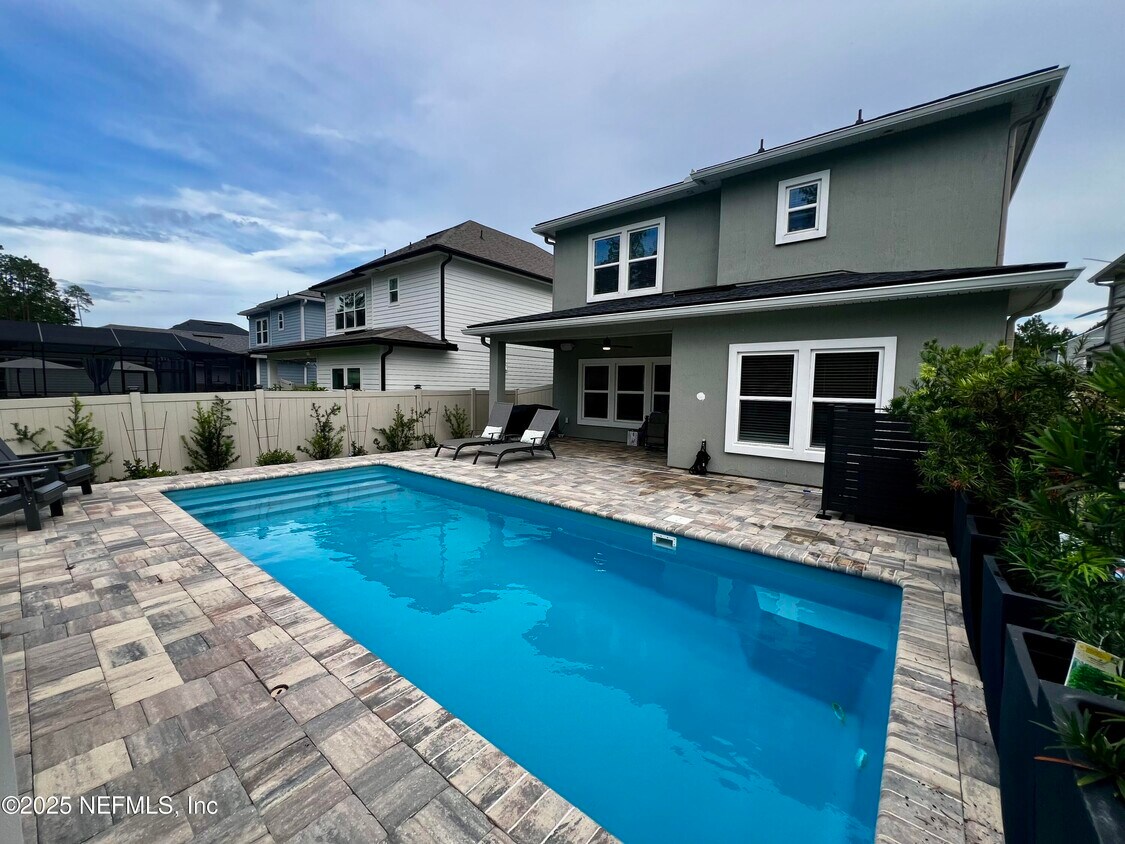 Foto principal - 690 Windermere Way