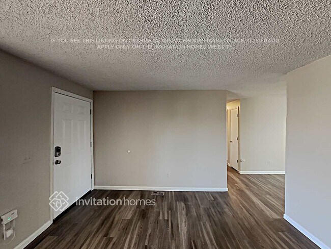 Building Photo - 2676 E 117th Way