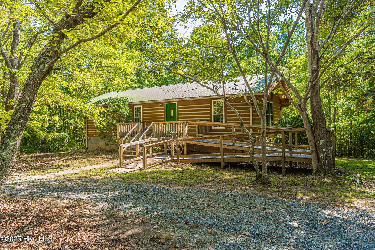 Foto principal - 168 Woodward Ln
