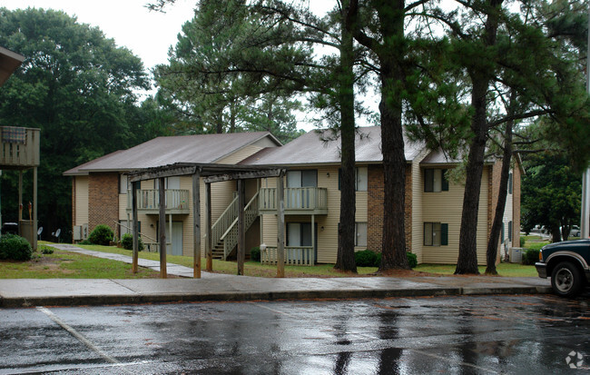 Building Photo - Autumn Trace Apartments