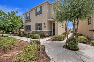 Building Photo - 9310 Mystic Lake Alley