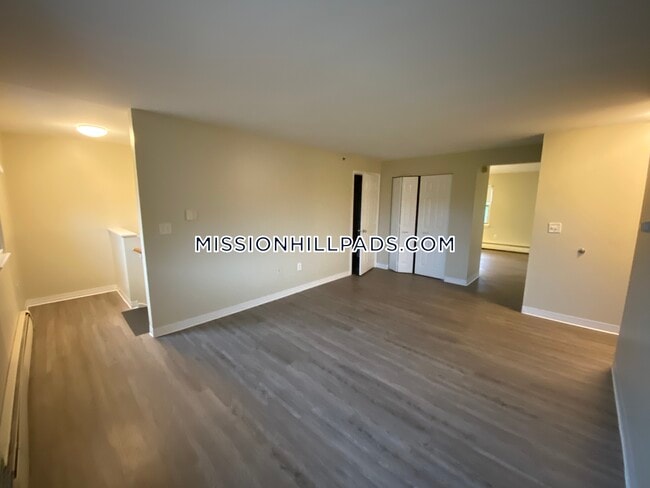 Building Photo - 38 McGreevey Way