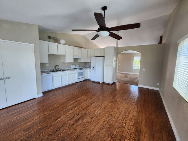 Foto del edificio - Poway - View Lot - Single Story House