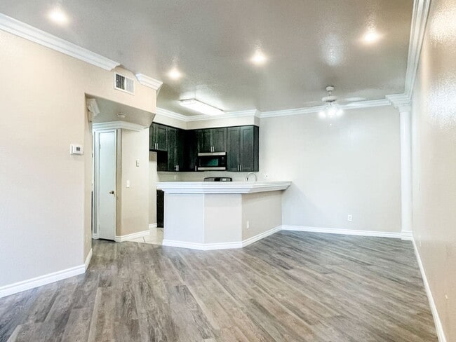 Interior Photo - Alcantara Home Apts