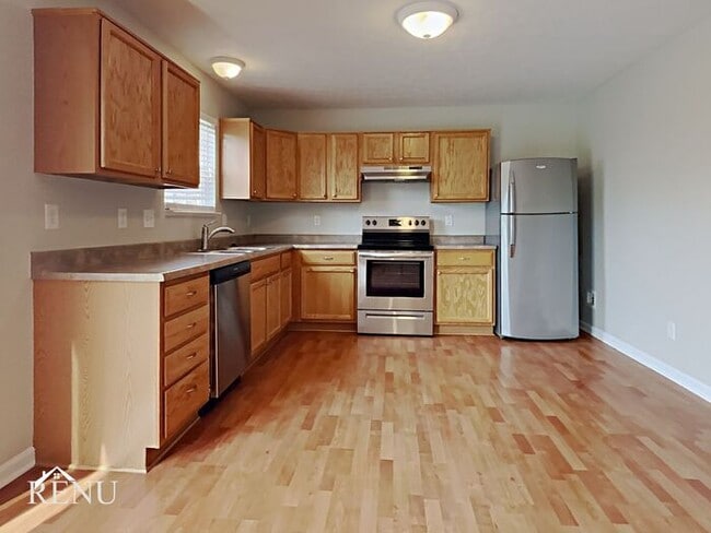 Building Photo - 17352 Tilbury Way