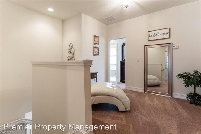 Foto del edificio - 3 br, 3 bath House - 7928 Bristol Circle
