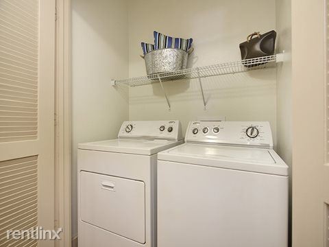 Foto del edificio - 1722 Grand Ave Pkwy