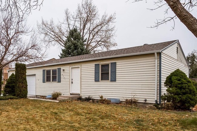 Building Photo - 9701 W 104th Dr