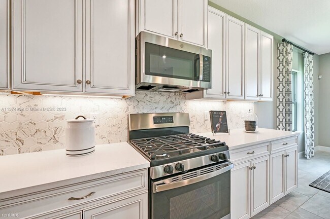 Foto del edificio - 4 br, 3 bath House - 1246 Bushel Creek Xing