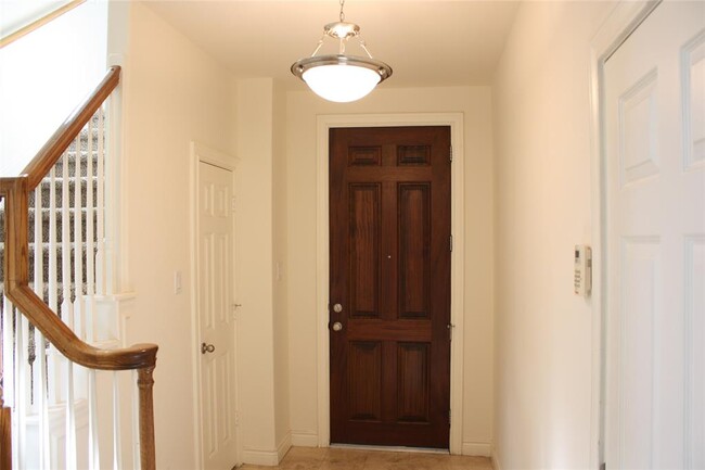 Building Photo - 5725 Kansas St