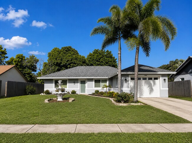 Building Photo - 7434 Thatcher Ave