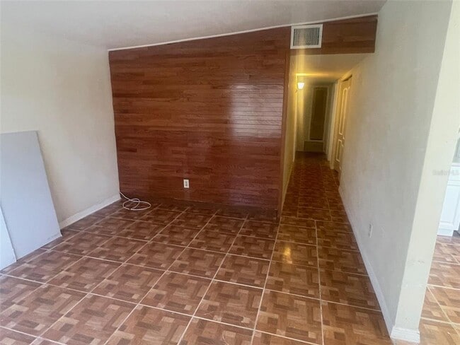 Foto del edificio - 6289 30th St N