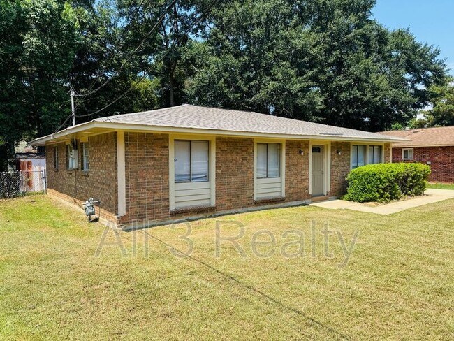 Building Photo - 6249 Wares Ferry Rd