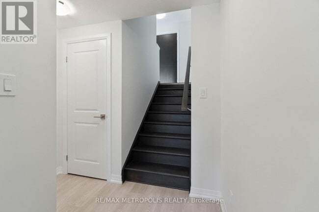 Building Photo - 15 Stauffer Woods Trl