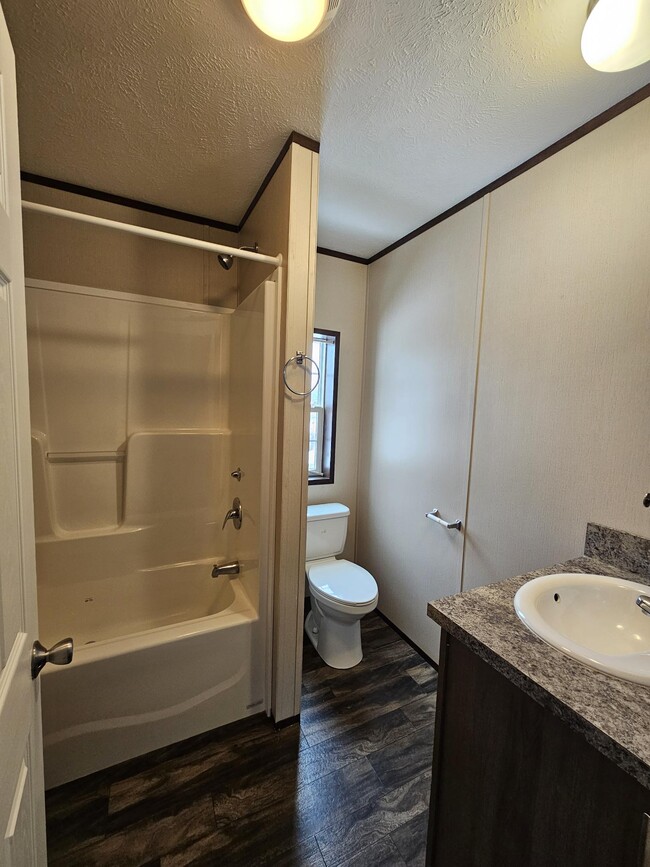 Building Photo - 158 Rodeo Dr