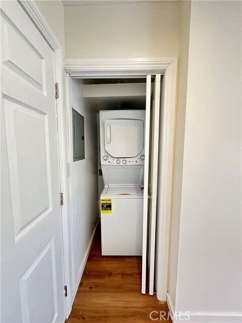 Foto del edificio - 1752 W 245th St
