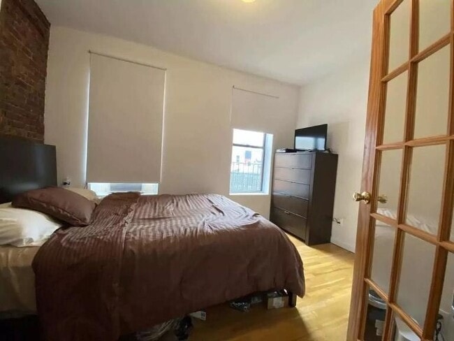Building Photo - 2 bedroom in New York NY 10003