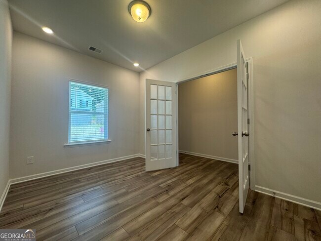 Foto del edificio - 124 Sycamore Ln