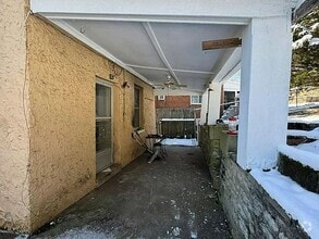 Building Photo - 2243 Quebec Rd