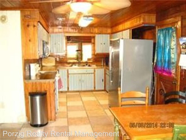 Foto del edificio - 3 br, 2 bath House - 2424 S. Elm Ave.